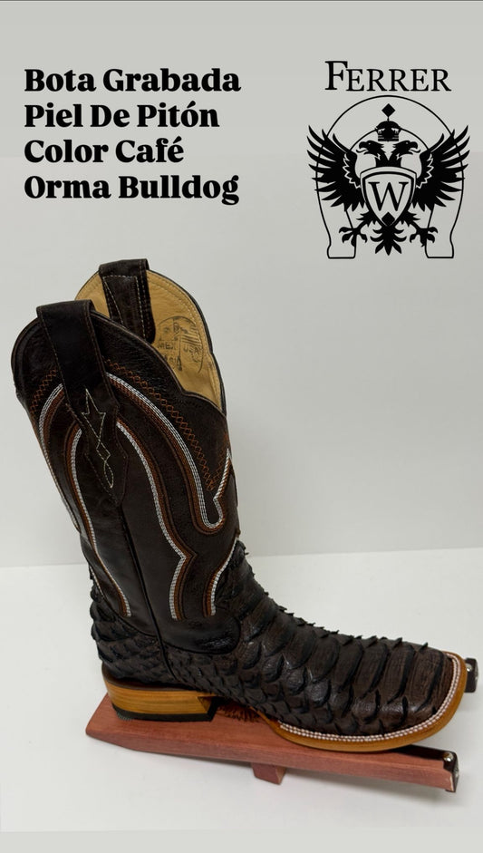 Bota grabada piel de piton